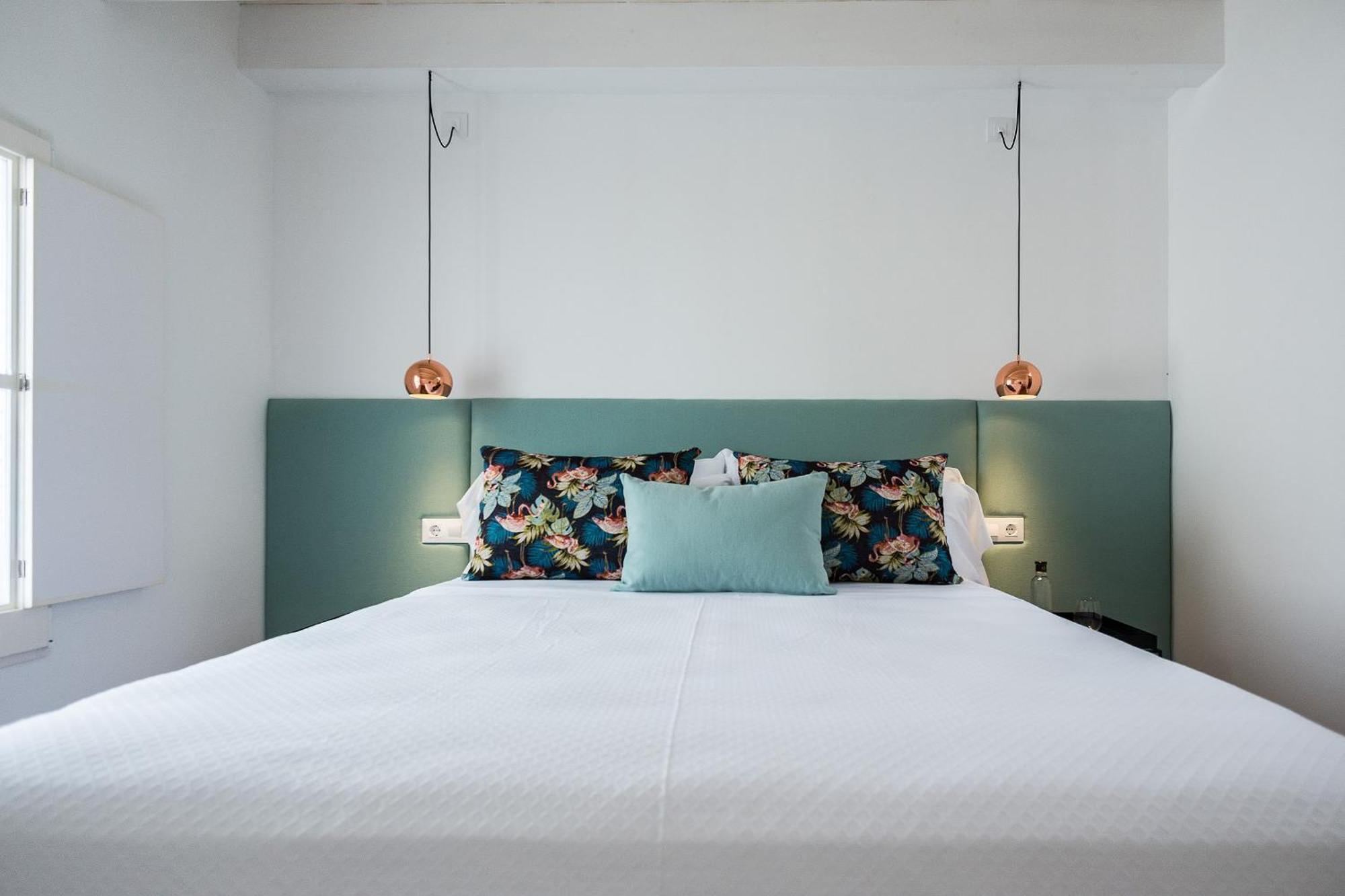 Divina Suites Hotel Boutique - Adults Only Ciutadella  Exterior photo