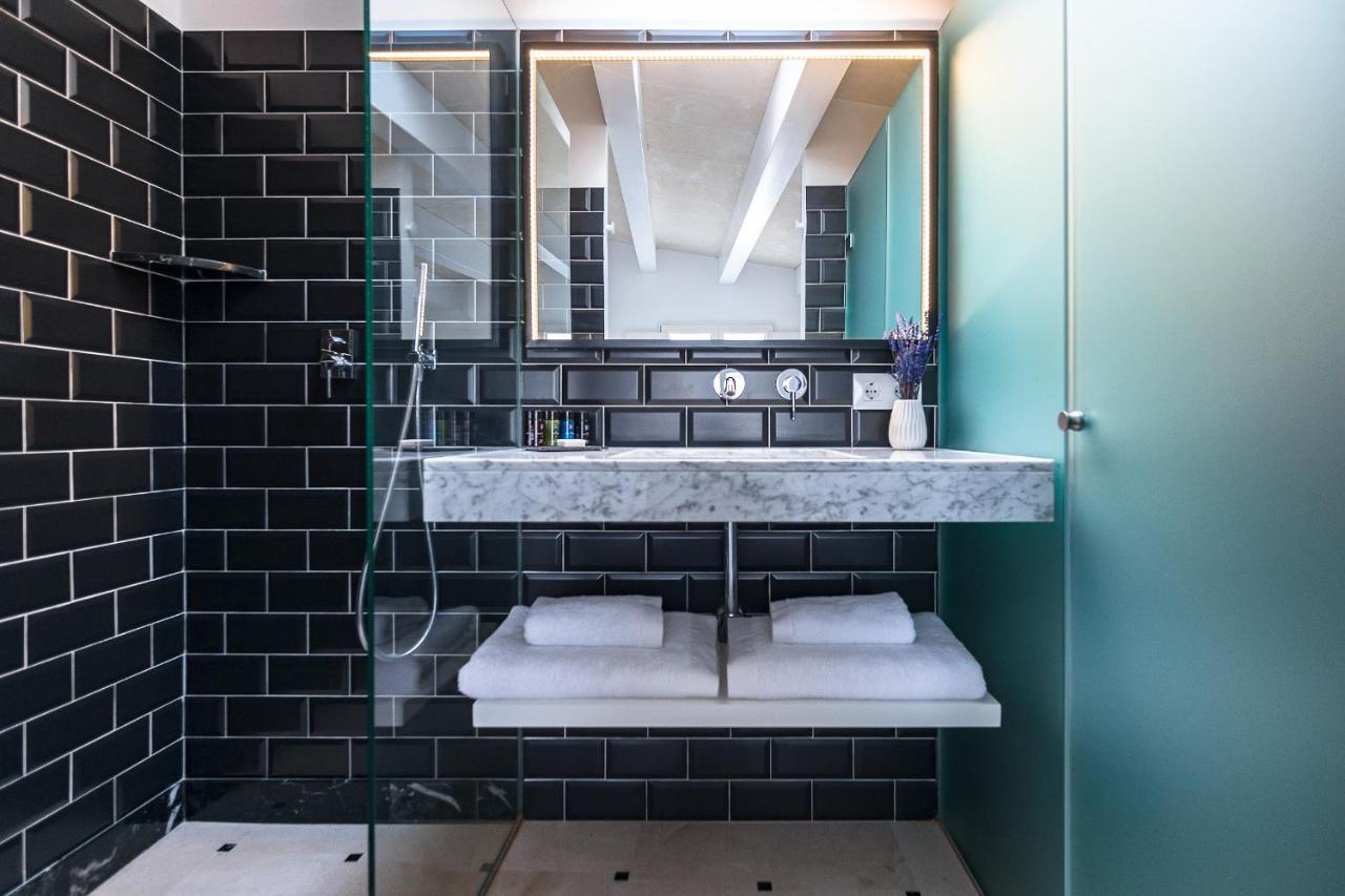 Divina Suites Hotel Boutique - Adults Only Ciutadella  Exterior photo